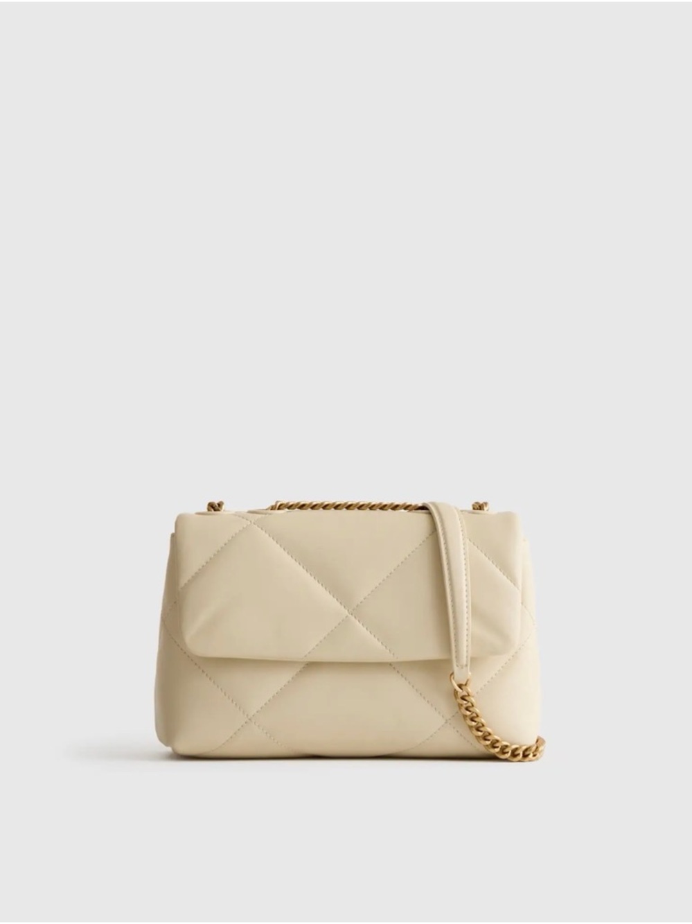 Quince Diamond Leather Quilted  
Shoulder Bag w/Gold Chain Cream with Dust Bag